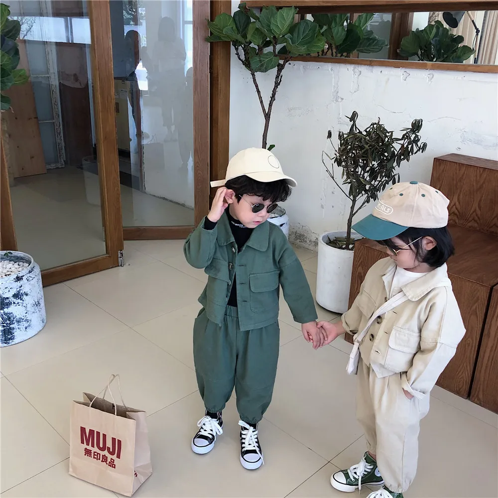 Модные комплекты одежды в Корейском стиле для мальчиков и девочек однотонная