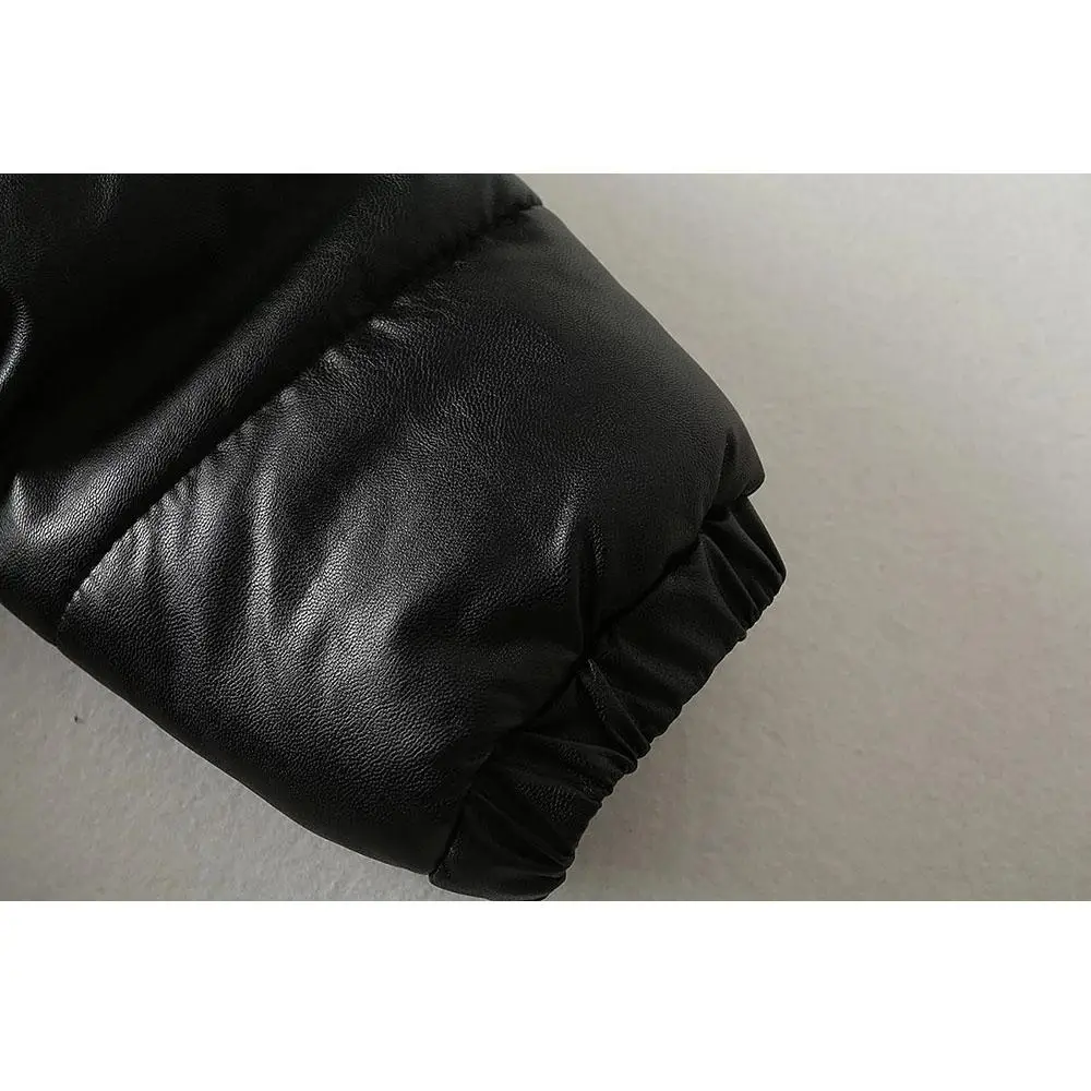 Женская куртка с карманами черная Светоотражающая бомбер кулиской в стиле панк