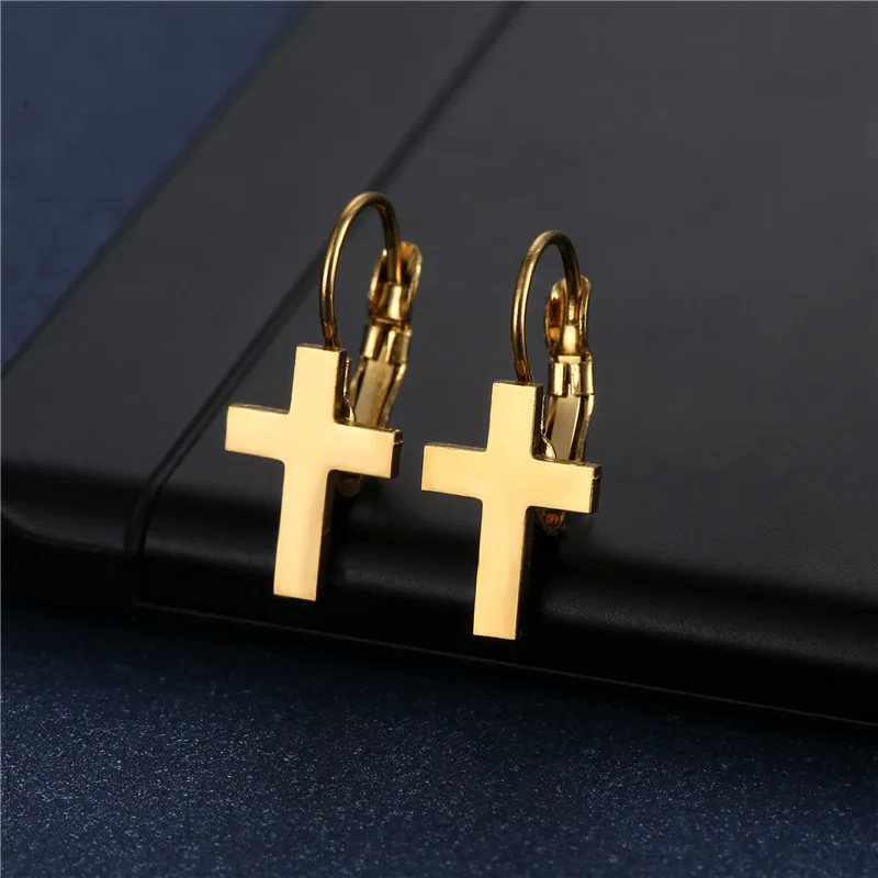 

Trendy Fashion Cross Design Smooth 14K Gold Plated Stainless Steel Clip on Hoop Earrings for Women Banquet Party Jewelry Gift