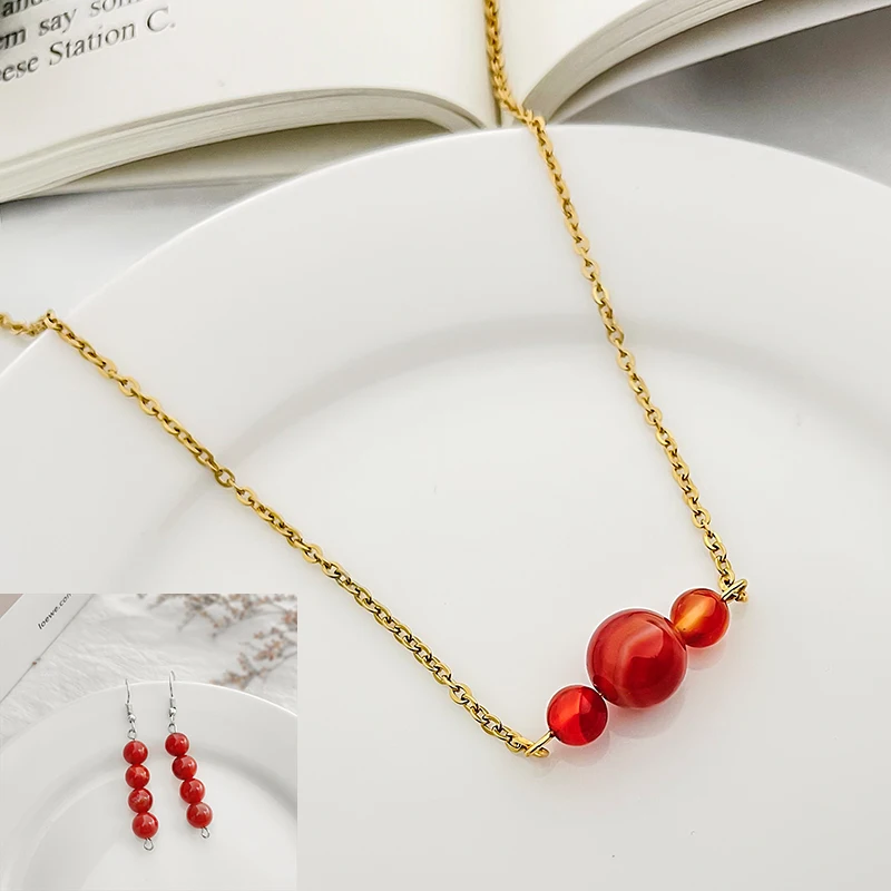 

Комплект из колье и серёг, с натуральным камнем