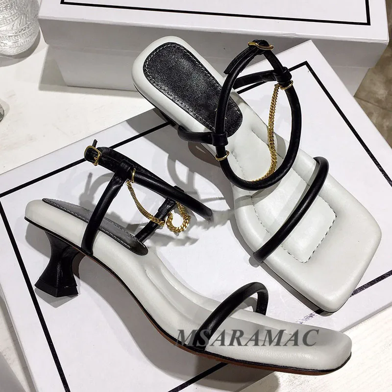 Босоножки женские на высоком каблуке большой квадратный носок металлическая