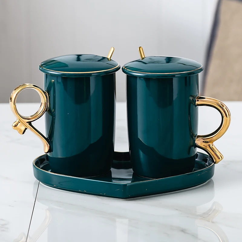 

Kitchen,Dining & Bar