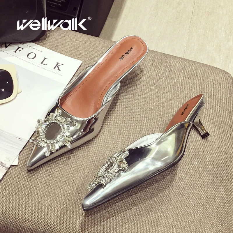 Модельные туфли-лодочки Женские шлепанцы на каблуке с пряжкой в виде единорога