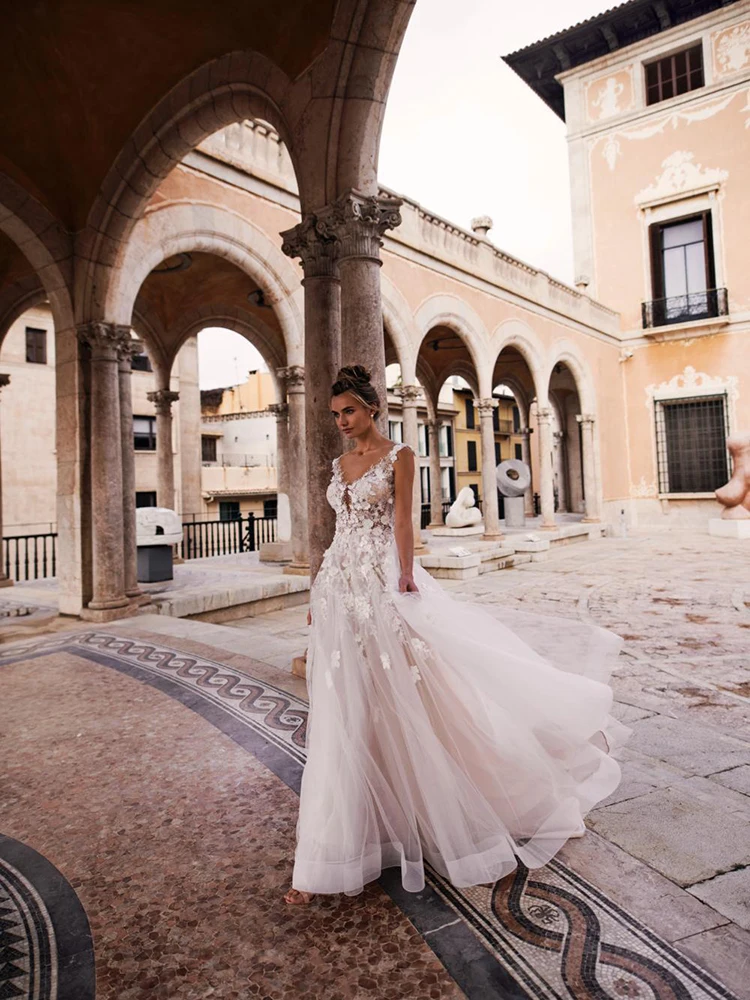 

Hi Shy Bride New simple wedding dress backless sleeveless design chiffon lace bride dresses princess dress plus size tailor-made