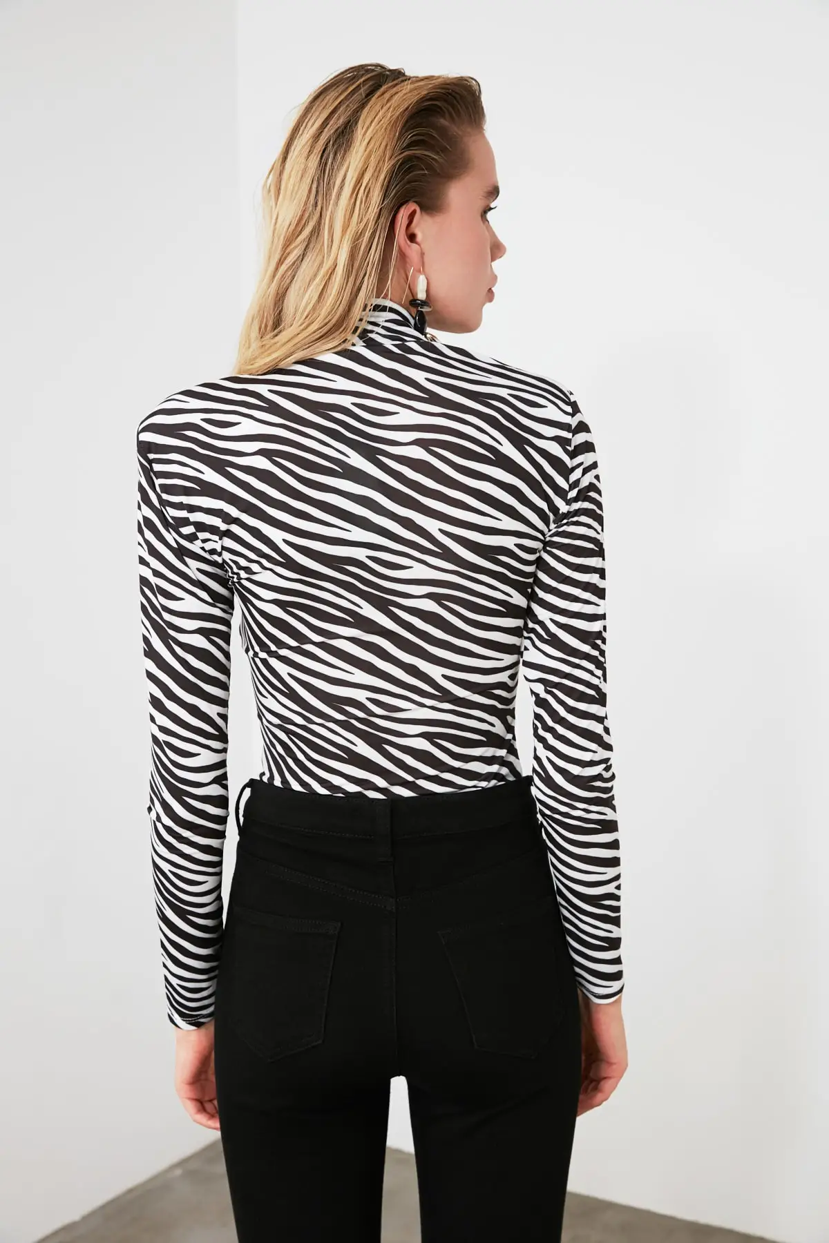 Long Sleeve Turtleneck Animal Zebra Print Bodycon Party Bodysuit Stretch Slim Women new season bodysuits sexy