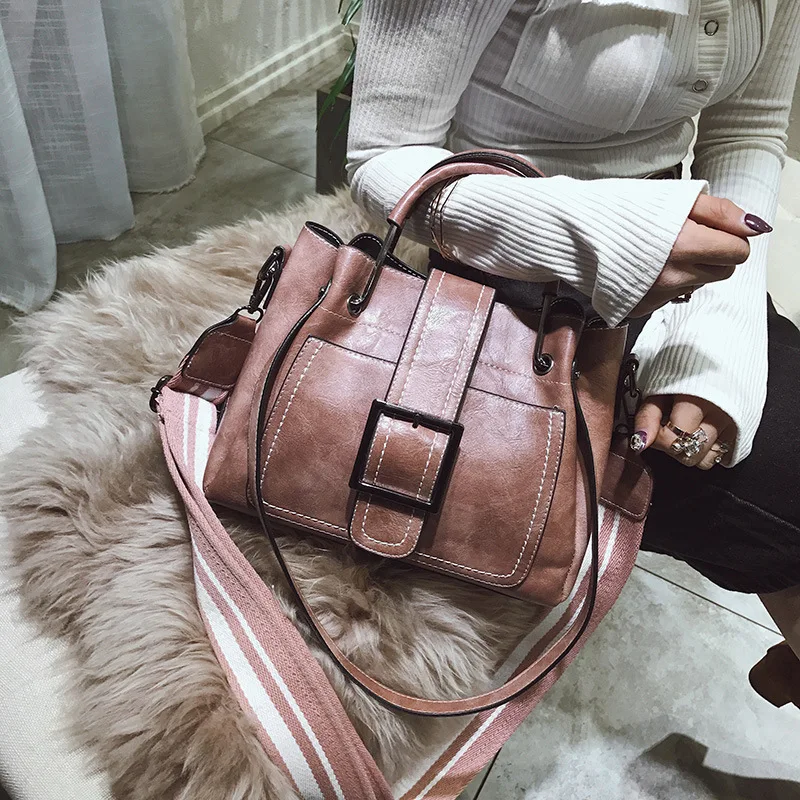 

Good Retro Casual luxury designer handbag brown shoulder crossbody tote bag bucket baguette Shopping bag messenger travel bags
