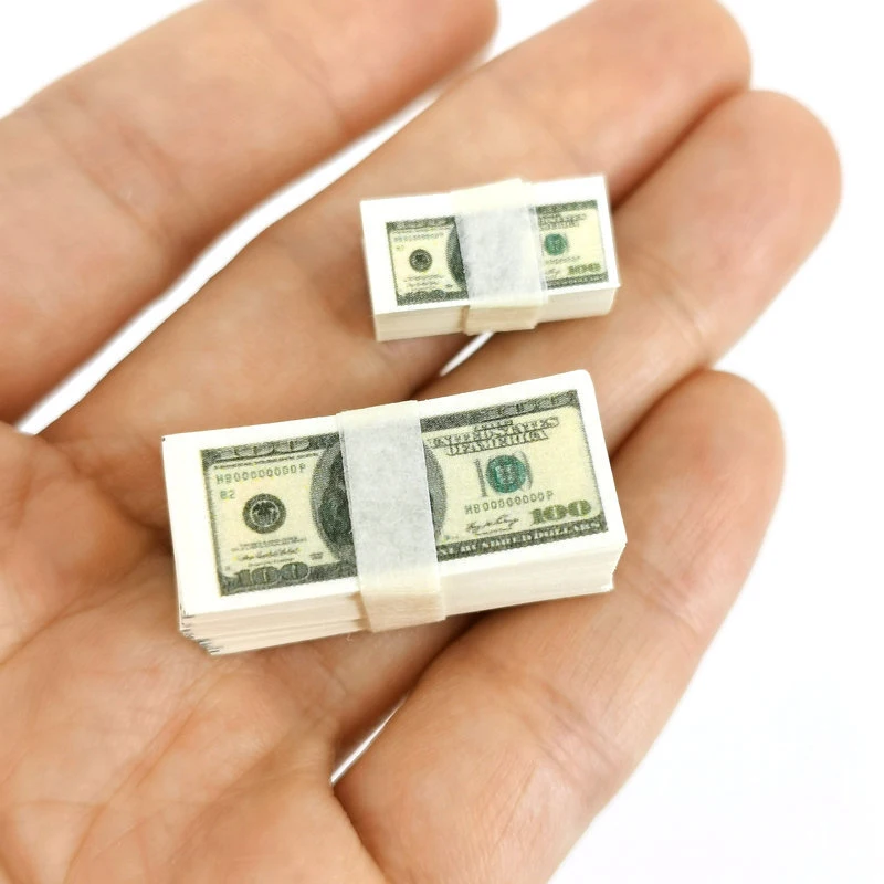 

1/12 Scale A bundle Miniature Play Money Us $100 / $1Banknotes for 1/12 Doll House Accessories