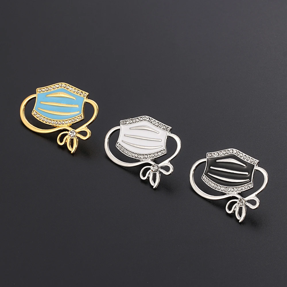 Новинка 2022 блестящая металлическая брошь в виде маски наличии модная унисекс