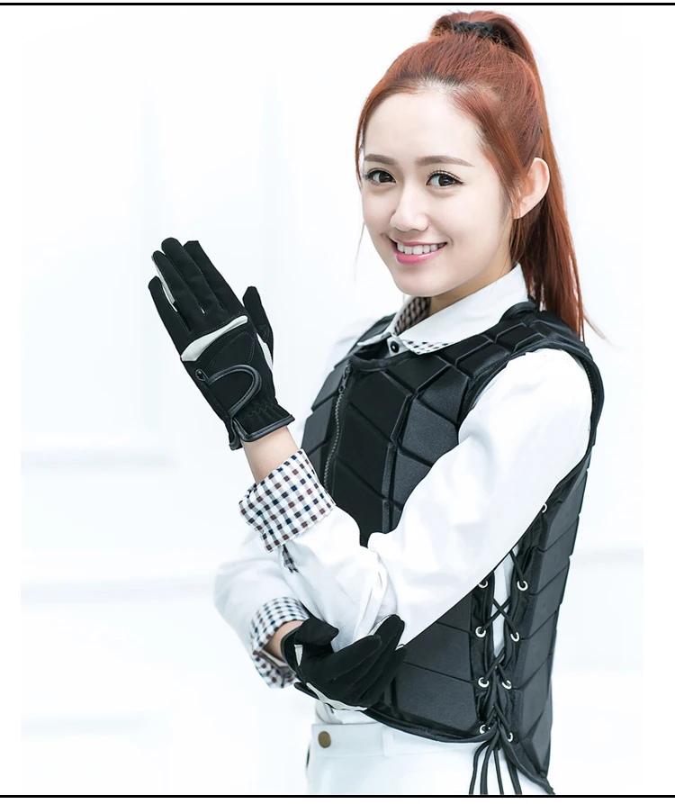 

Knights are equipped with riding gloves, non-slip gloves, riding gloves and male riding gloves