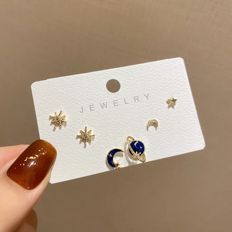 

VSnow 2021 Elegant Cute Blue Star Moon Star Stud Earring for Women Asymmetric Gold Metallic Rhinestones Earring Jewellery Gift