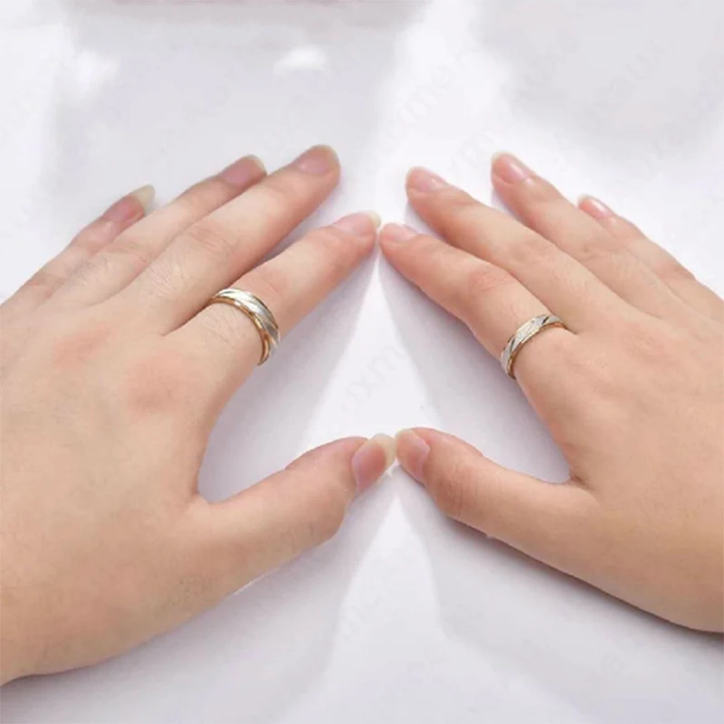 

Stainless Steel Women Men Wedding Engagement Promise Lovers Jewelry Gift Couple Ring Simple Design Golden Frosted Rings