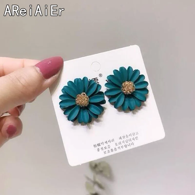 Серьги-Маргаритки Новые простые цветы Европа и США популярные бутиковые подарки