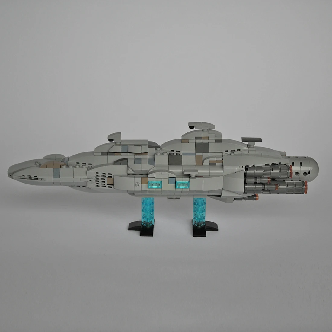 

587+Pcs Space Cruiser MOC Building Block Bricks DIY Assemble Toys block assembly toys children birthday gifts