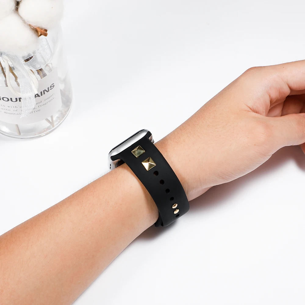 Ремешок силиконовый для apple watch 4 band 44 мм браслет iwatch 42 40 correa 38 с двумя заклепками в