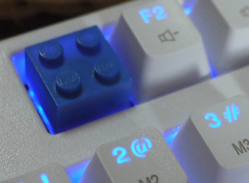 Каучуковые колпачки для механической игровой клавиатуры Cherry Mx Switch белые черные