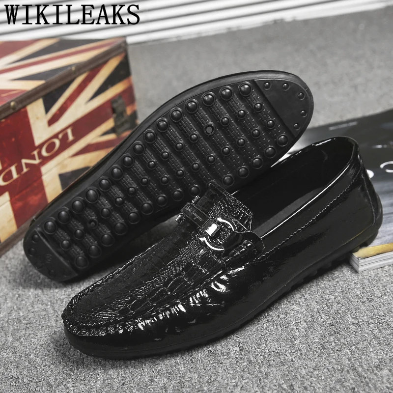 Обувь из лакированной кожи Мужские лоферы Повседневная обувь Мужская Роскошная