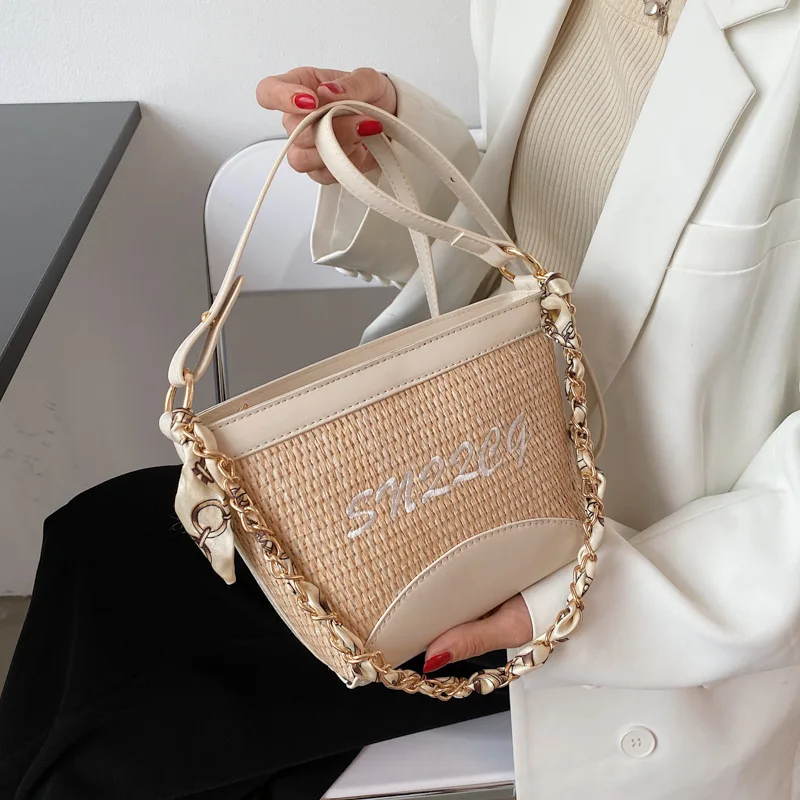 

Плетеная Сумка через плечо на цепочке, дизайнерская новинка 2021, Портативная сумка-мешок на цепочке, модная сумка-мессенджер через плечо, тек...