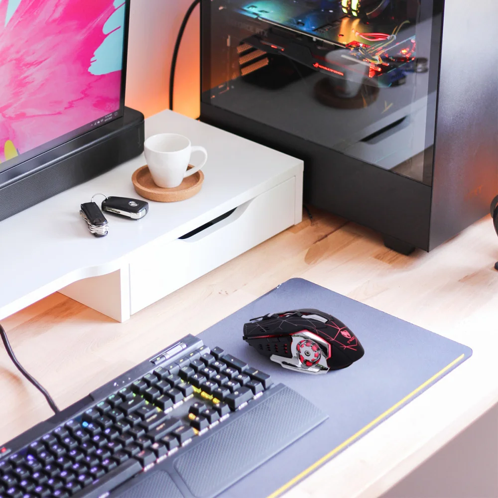 

Mute Wired Gaming LED Colorful Mechanical for Electronic Sports Gaming (Black)