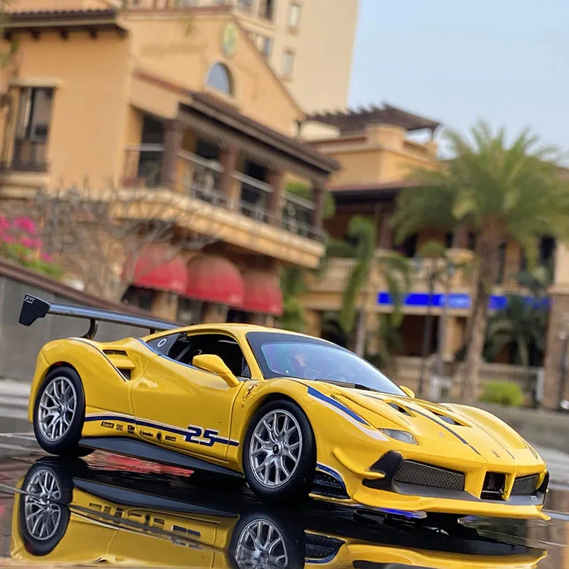 

1: 24 Ferrari 488 Sports Car Mini Gt 1/24 Car Static Simulation Die-casting Alloy Openable Model Gift Collection Children's Toys