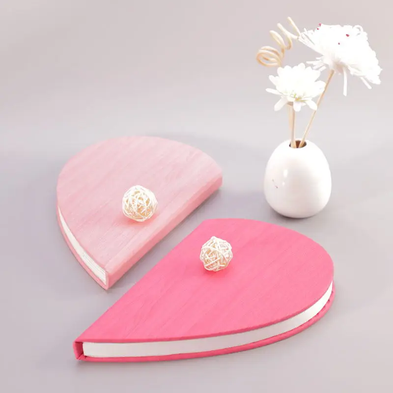 Креативная книжная лампа в форме сердца светодиодная перезаряжаемая 8 цветов