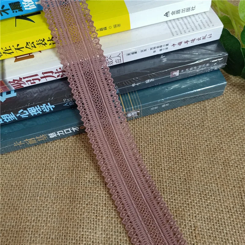 

D-2Width 3.7CM Bright Two Colors White Black Latest Style Of Thick Lace Trim For Clothing Decoration S1867-1