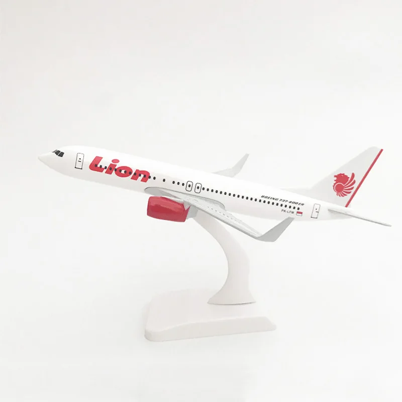 

20CM alloy airplane model Indonesia Airlines Lion Air Boeing 737 with landing gear