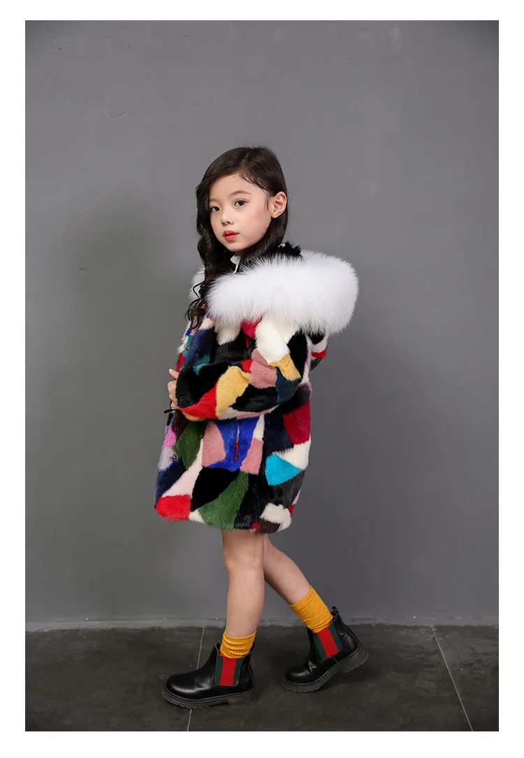 Норковая куртка с капюшоном для девочек теплая зимняя из натурального меха