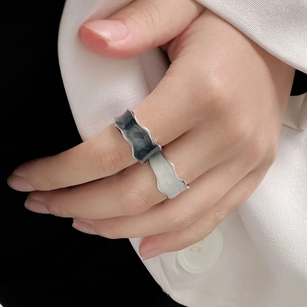 

Cosysail 2022 Fashion Metal Irregular Round Open Rings for Women Girl Width Joints Index Finger Enamel Epoxy Ring Party Jewelry