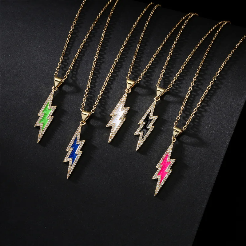 

Personality Lightning Pendant Necklace for Men and Women with Copper Inlaid Zircon Plated 18K Gold Couples Necklaces Jewelry