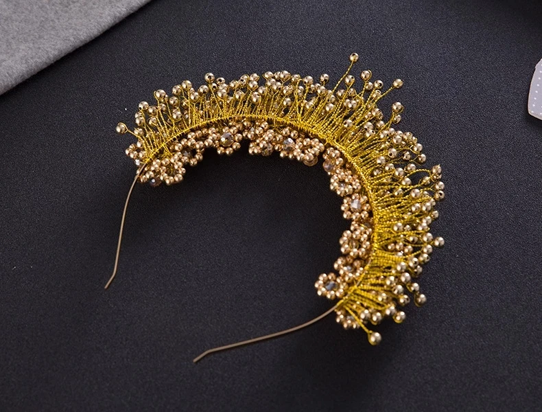 

Fashion Gold And Silver Crystal Alloy Crown Headband Bridal Jewelry European Style Beautiful Temperament Pearl Hair Accessories