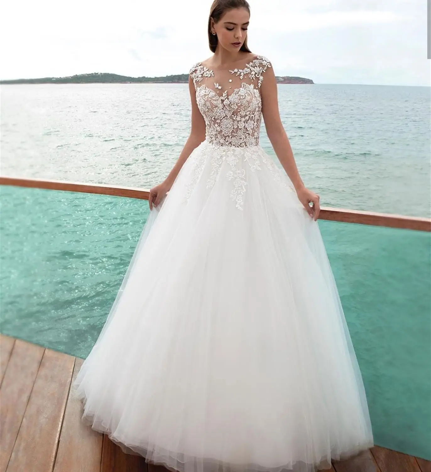 

2021 A line Wedding Dress Boho Rustic Simple Floor Length Sleeveless Bridal Gowns White Tulle Graceful Ivory Turkey Women Bride