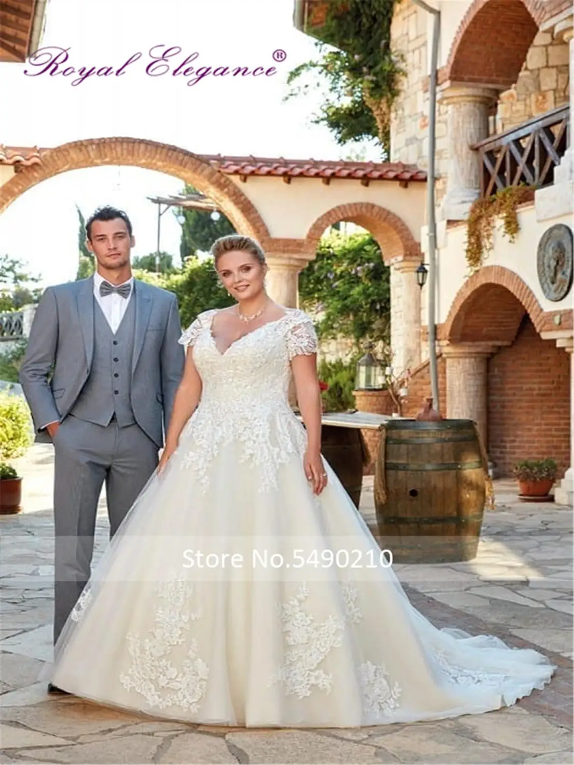 

Royal Elegance Factory Made Wedding Dress Plus Size V neckline Bridal Wear Tulle Lace Appliques Wedding Gowns
