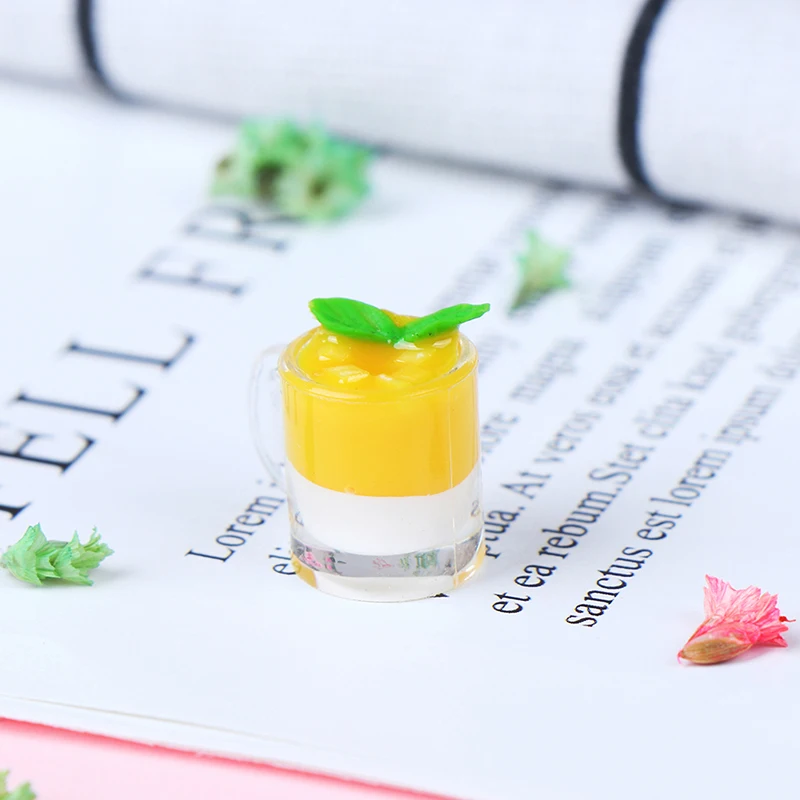 

1Pcs 1/12 Mini Mango Pudding Cup Simulation Food Model for Doll House Decoration Dollhouse Miniature Accessories Kitchen Toys