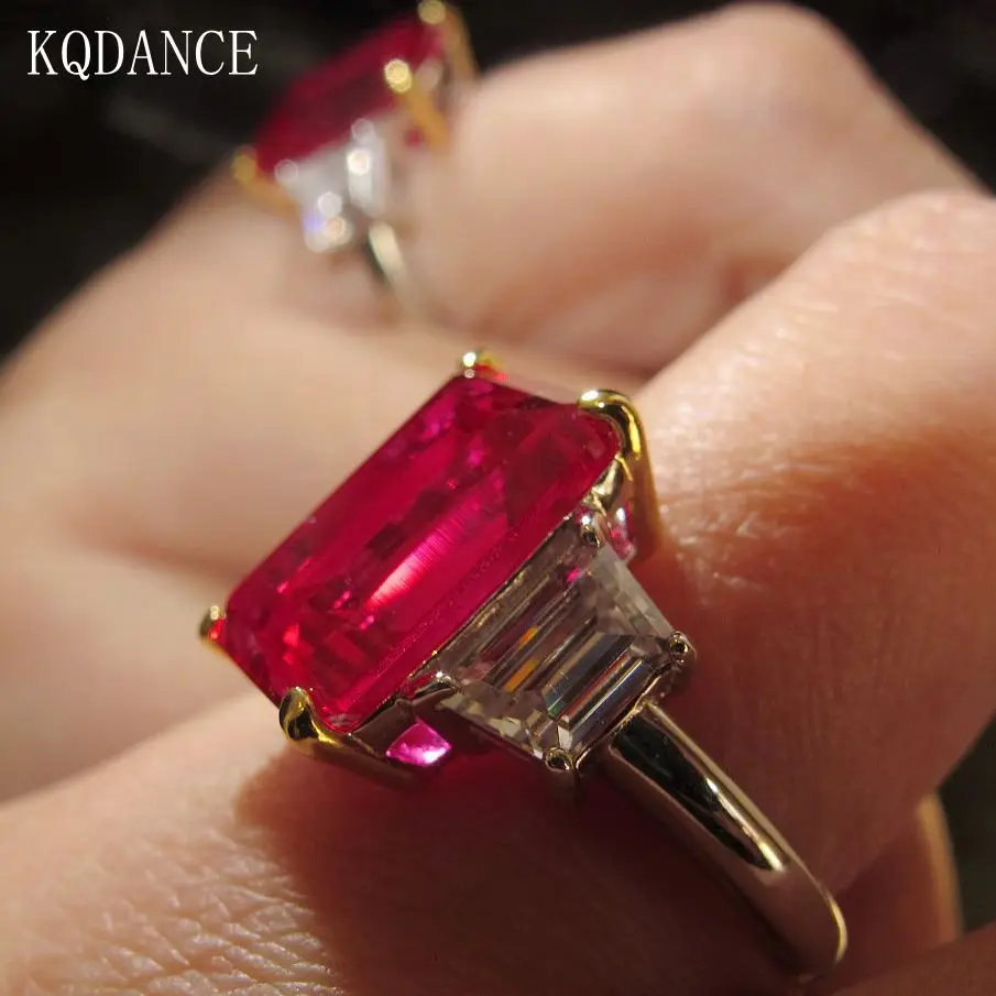 Женское кольцо с имитацией муассанита серебро 925 пробы красным камнем