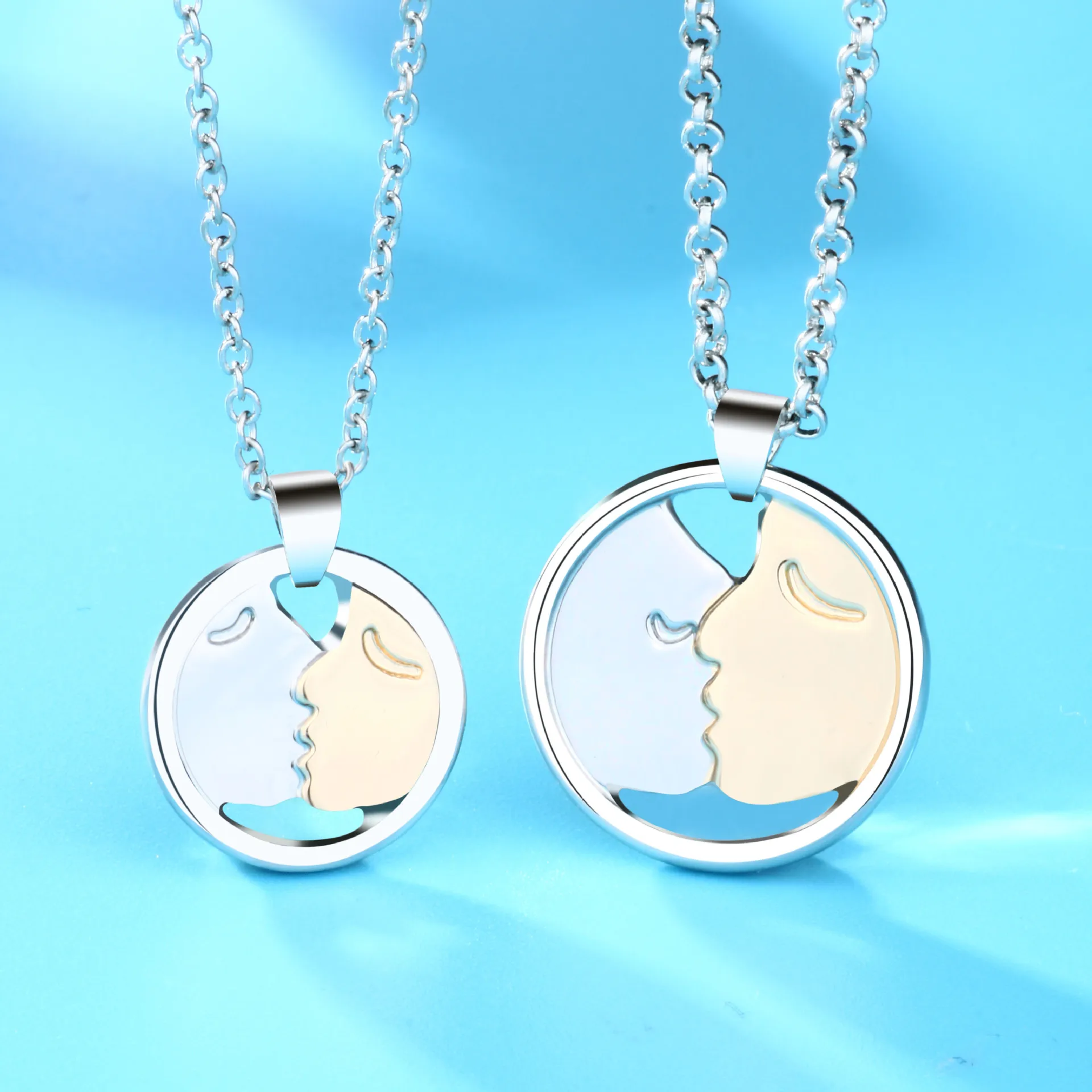 

Fashion love men and women couple necklace simple temperament Valentine's day necklace gift hot sale