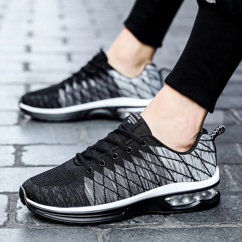 

Couple Running Shoes Men Fashion Breathable Outdoor Male Sports Shoes Lightweight Sneakers Women Comfortable Athletic Footwear