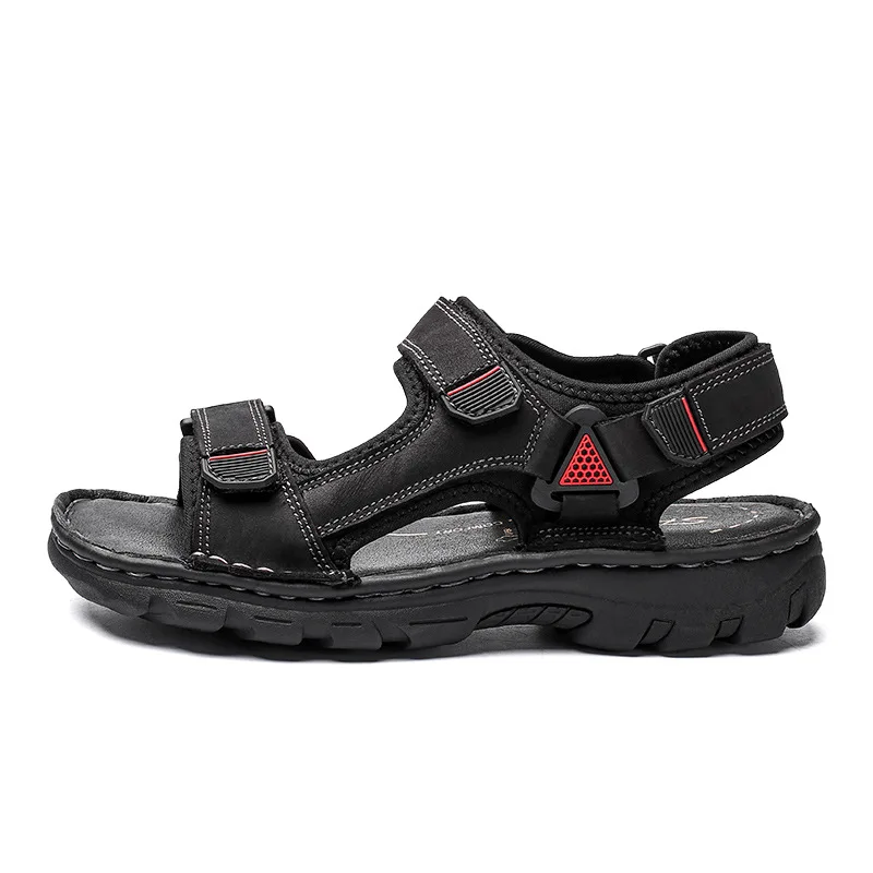 

2021 New Large Men Sandals Outdoor Beach Shoes Fashionable Casual And Ventilated Leather Head Leather Sewn Men Shoes