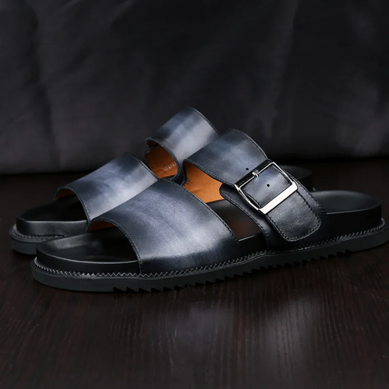 

2021 Men Slippers Light Casual Soft Bottom Slippers Male Summer Youth Fashion Outdoor Beach Sandals Mans Footwear Shoes
