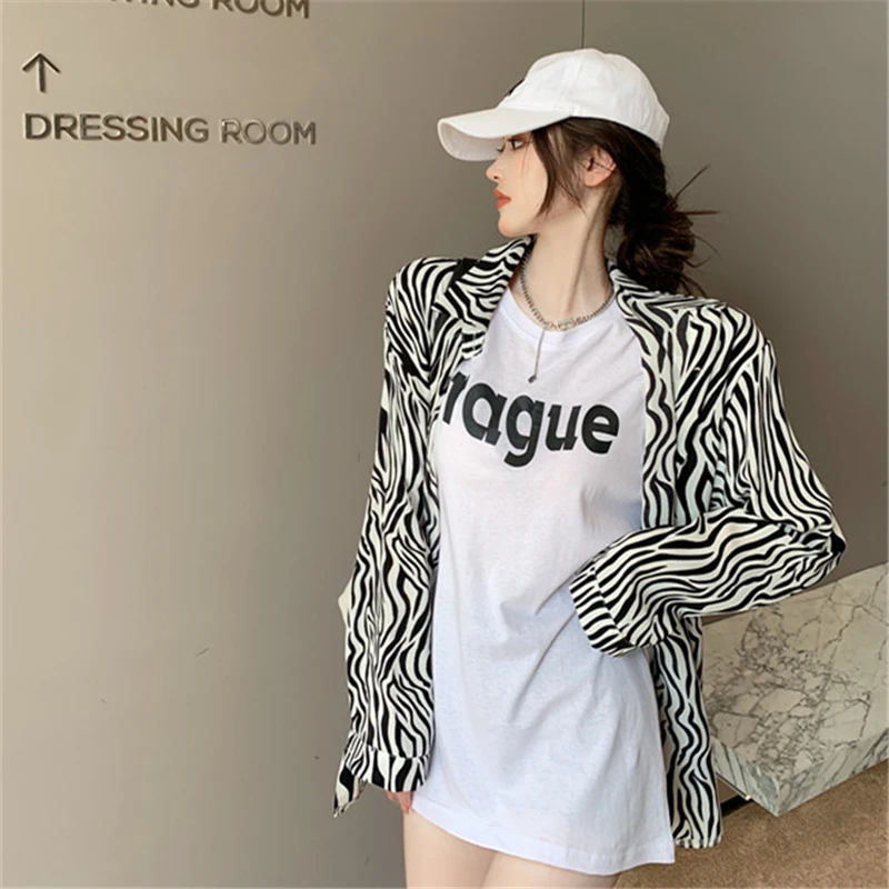 

Женская свободная футболка в полоску, белая футболка с коротким рукавом и круглым вырезом, в Корейском стиле, лето 2021