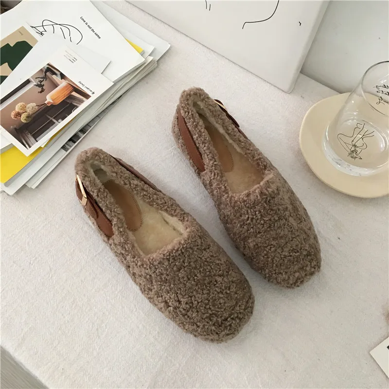 

Women Shoes Autumn Slip-on Modis Casual Female Sneakers Flats Round Toe Loafers With Fur Fall Slip On 2021 Winter New