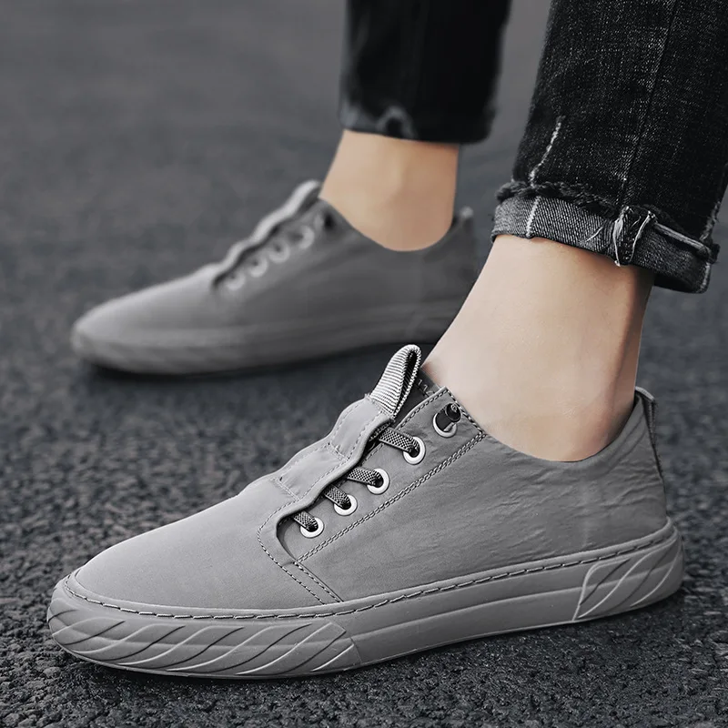 

Men Black Sneakers Sport Slip on Shoes Men Sneakers Breathable Shoes Fashion Men Comfortable High Quality Shoe Zapatillas
