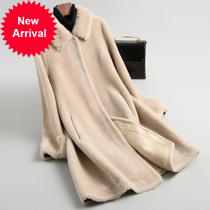 

Женская шерстяная куртка с воротником из натурального меха ягненка, A19005