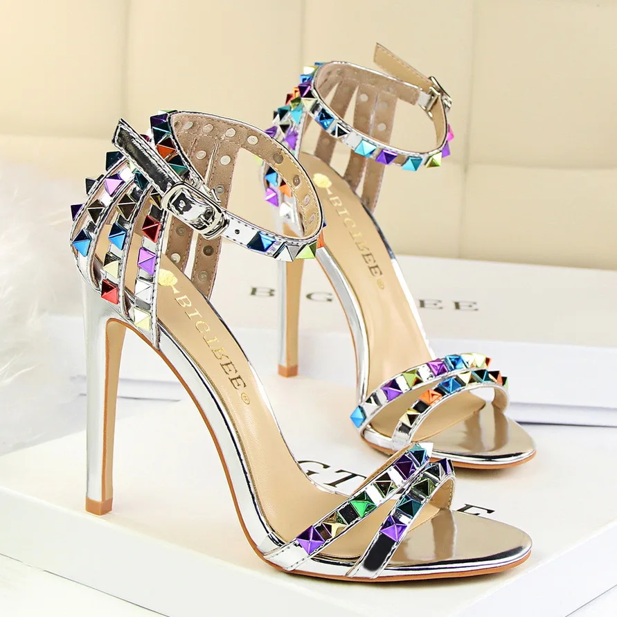 

Woman Extreme High Heels 11cm Rivets Gladiator Sandals Women Pumps Fetish Sexy Summer Stiletto Party Shoes Ladies