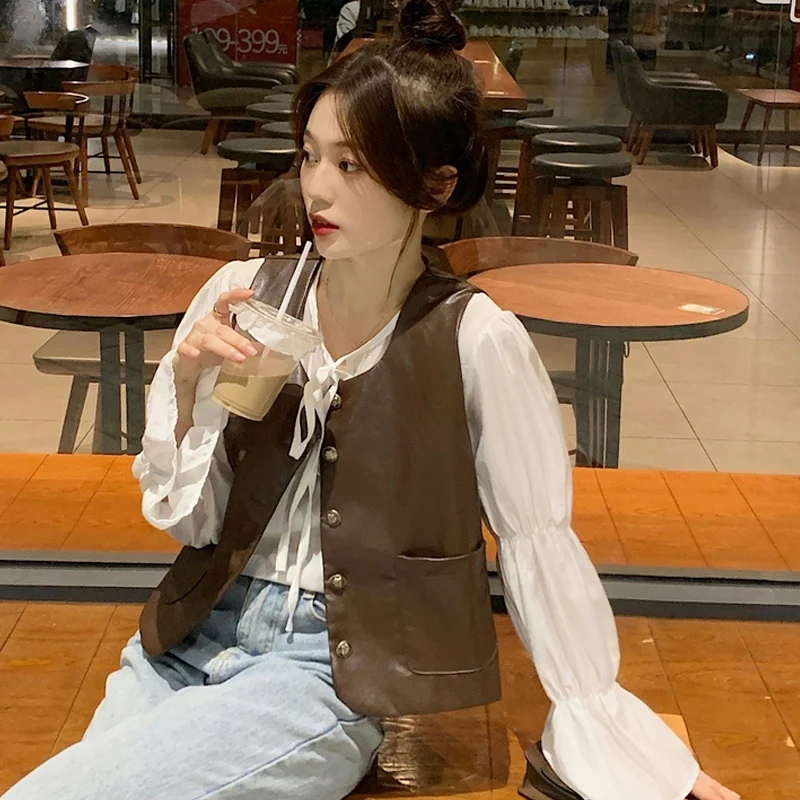 Кожаный жилет женская одежда на весну и осень с маленьким жилетом кружевными