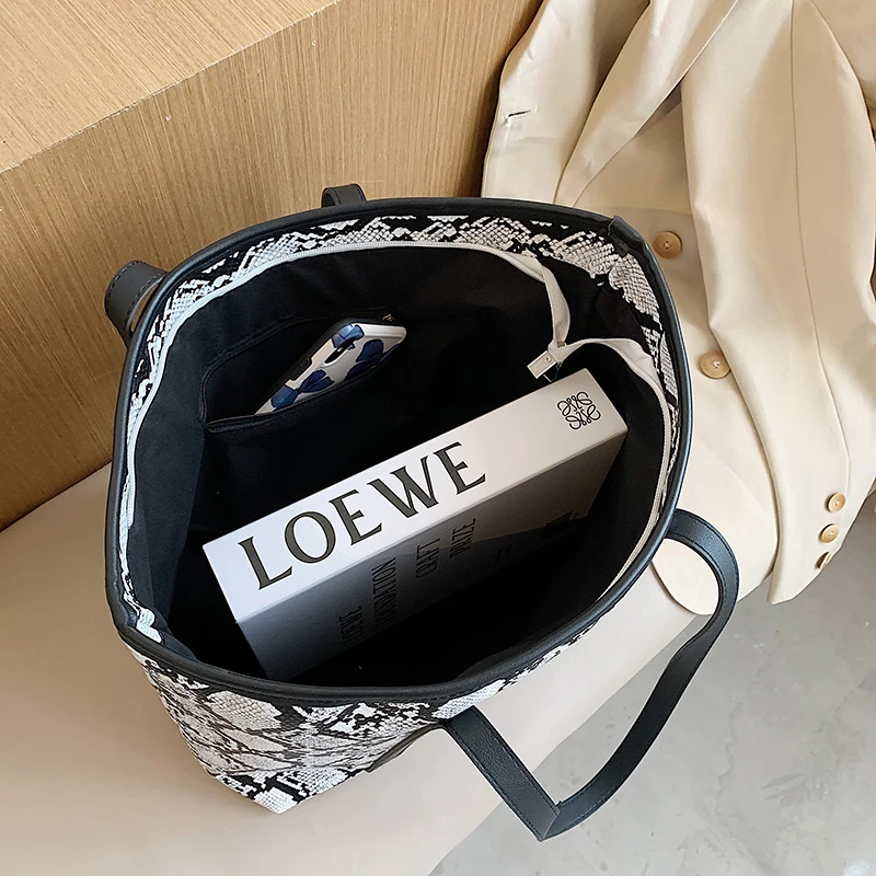 

Women Bags Design Snakskin Pattern Quality Shoulder Bag Lady Large Capacity Shopping Bag Women Totes Purse And Handbag