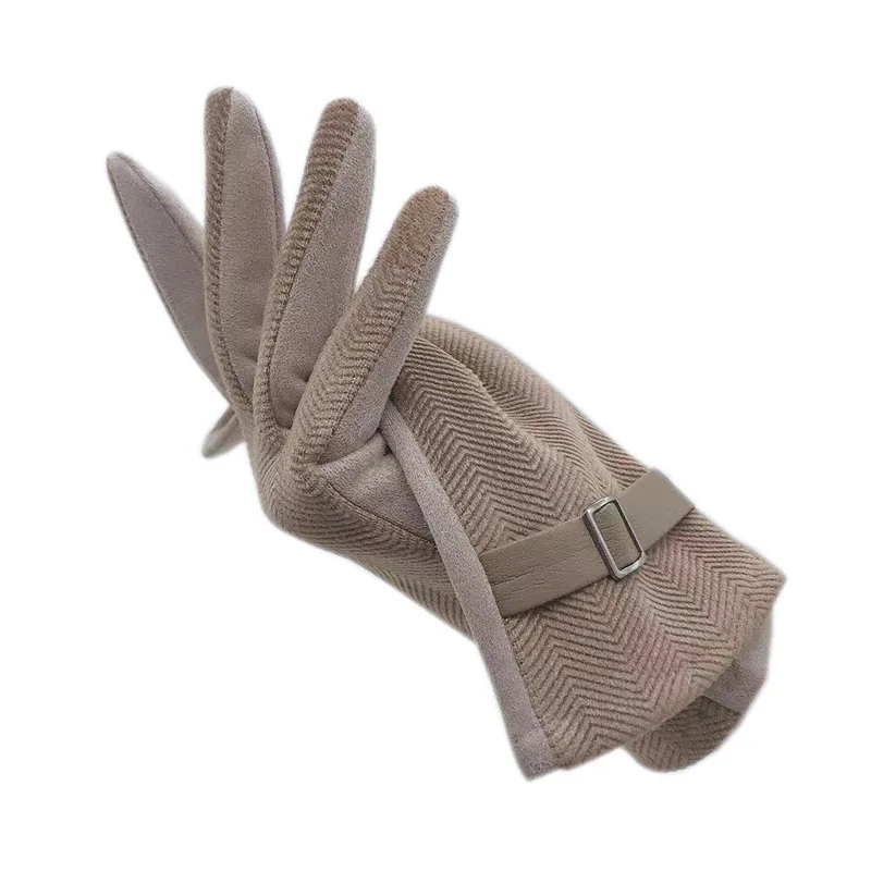 Перчатки женские зимние замшевые модные на запястье в стиле АВ черные для