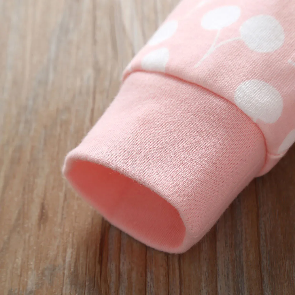 Зимняя одежда для новорожденных девочек утепленный комбинезон с мультяшным