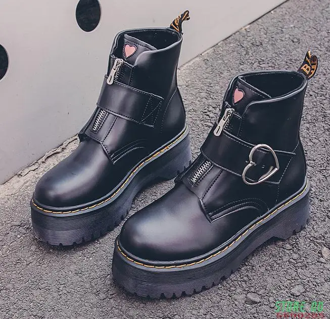 2020 New Spring Autumn Motorcycle Boots Women Fashion Love Heart Round Toe Platform Wedges Combat Boots Ladies Shoes Botas Mujer