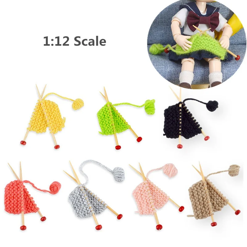 

1/12 Miniature Dollhouse Sewing Scene Knitted Sweater Model Handmade Craft Toy
