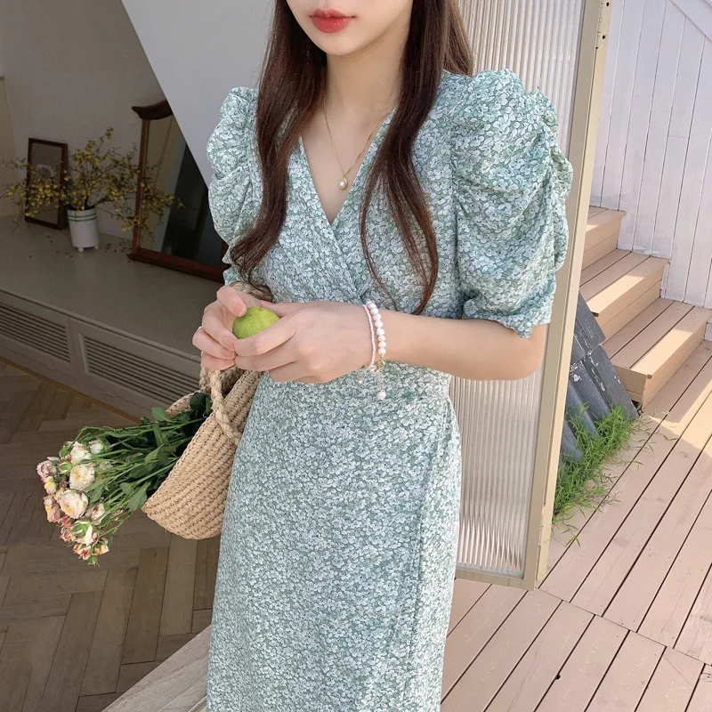 

2021 Summer Korean Chic Temperament Small Dress Fresh And Thin V-neck Cross Bandage Waist One Piece Floral Bubble Sleeve Dress